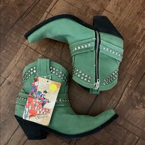 Old Gringo leather green boots